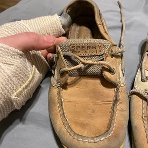 Sperry topsiders